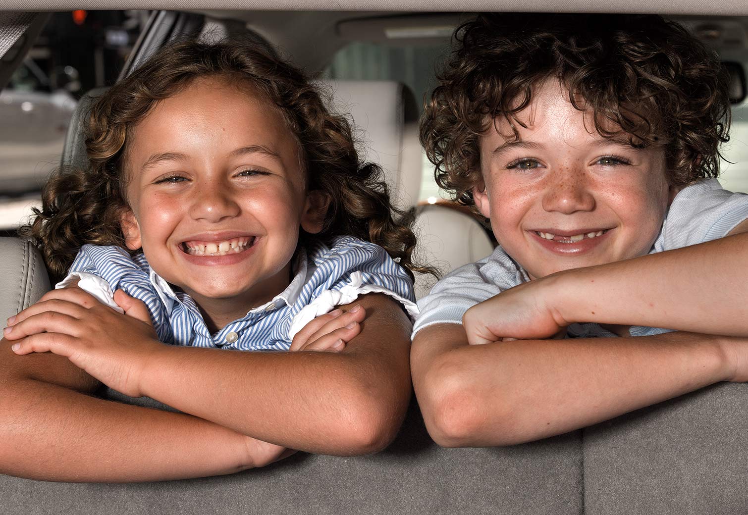 76_FamilyLoadingSUV_0065crophdrweb.jpg